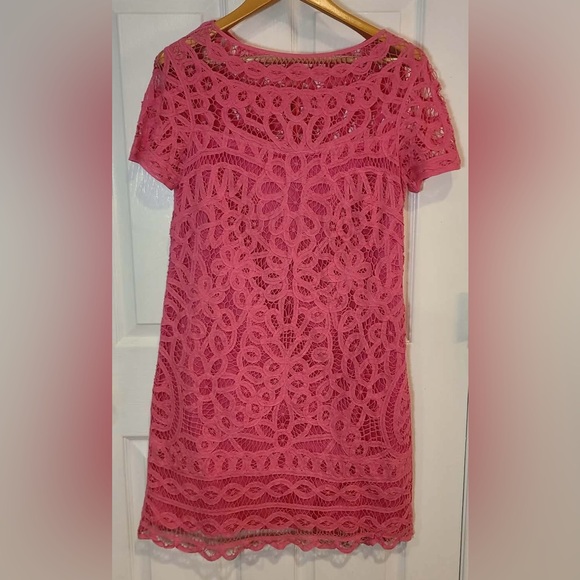 Lilly Pulitzer Dresses & Skirts - Lilly Pulitzer Mariekate Hotty Pink Dress size Medium